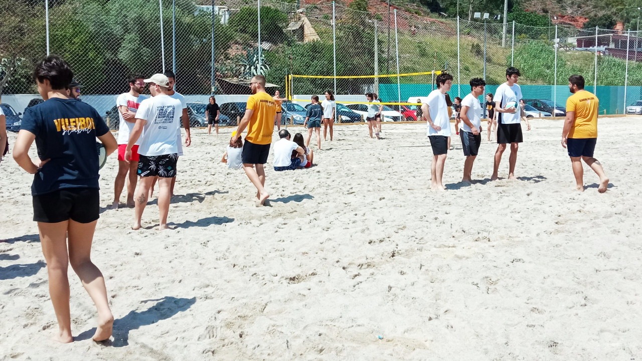 Academia de Voleibol de Praia promove “Sábado Saudável”