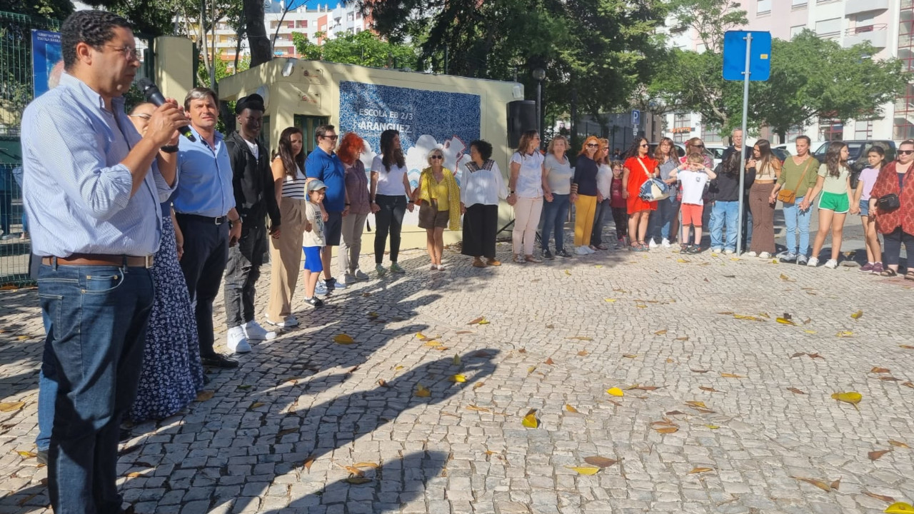 Comunidade educativa e autarcas exigem obras na Escola de Aranguez