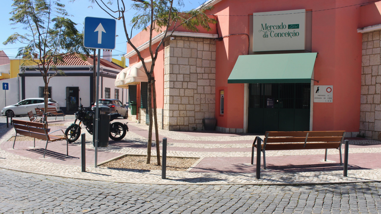 Espaço público mais atrativo junto ao Mercado da Conceição 