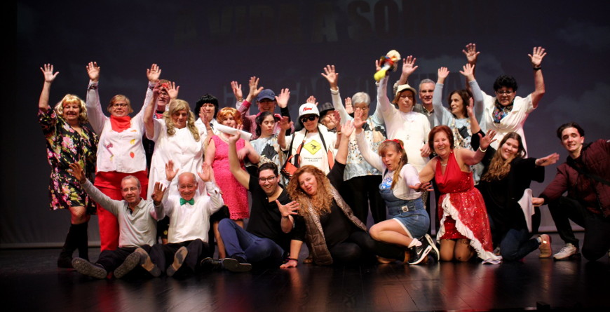 Teatro Sénior recebe prémio do grupo Envelheseres